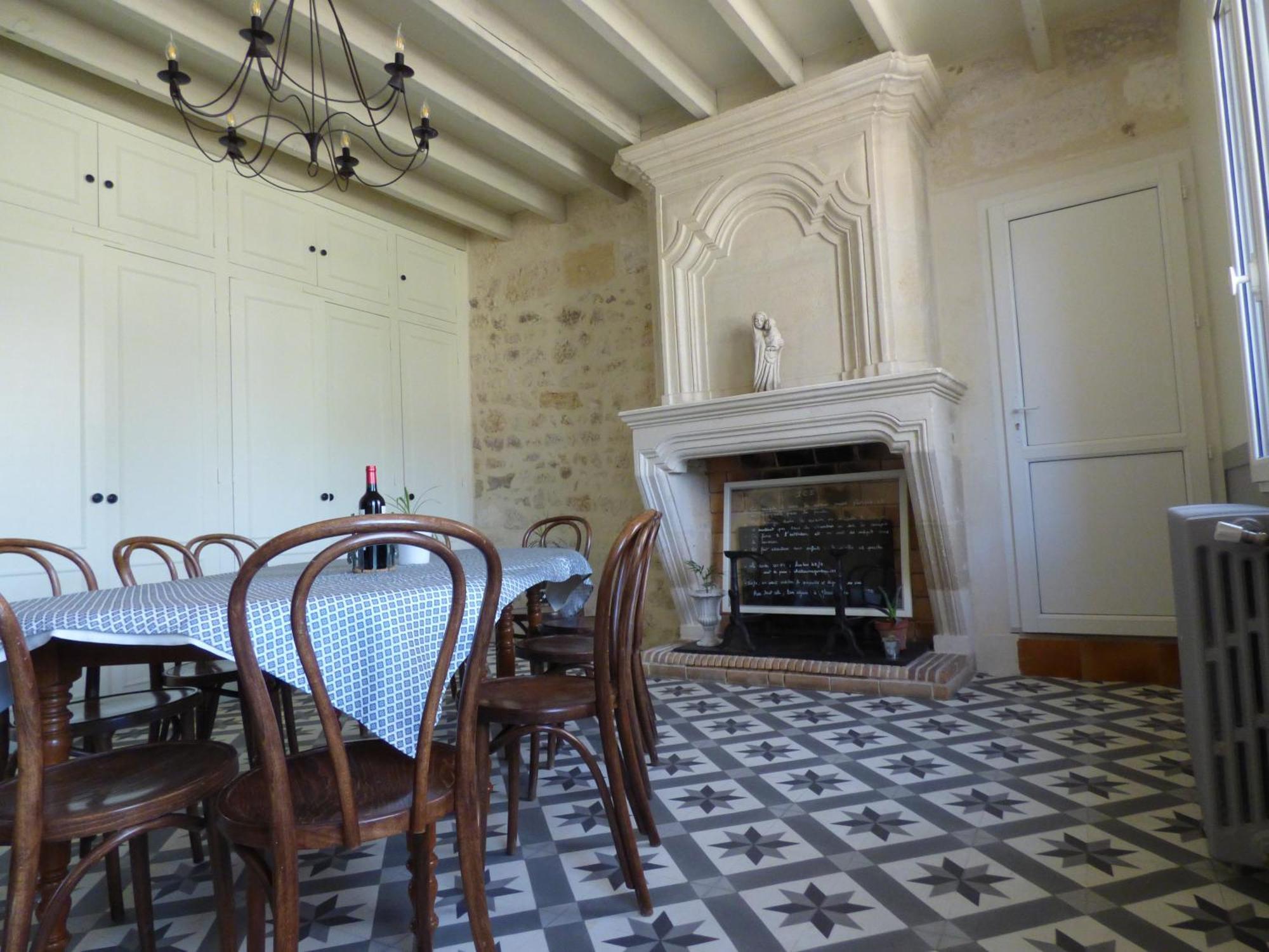 Chateau Magondeau Saillans  Buitenkant foto