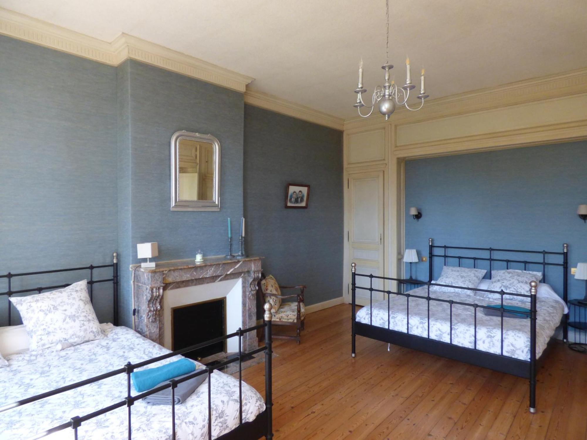Chateau Magondeau Saillans  Buitenkant foto